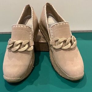 Dolce Vita Jenner Suede Espadrille Loafers with Chain Accent Size 9.5
